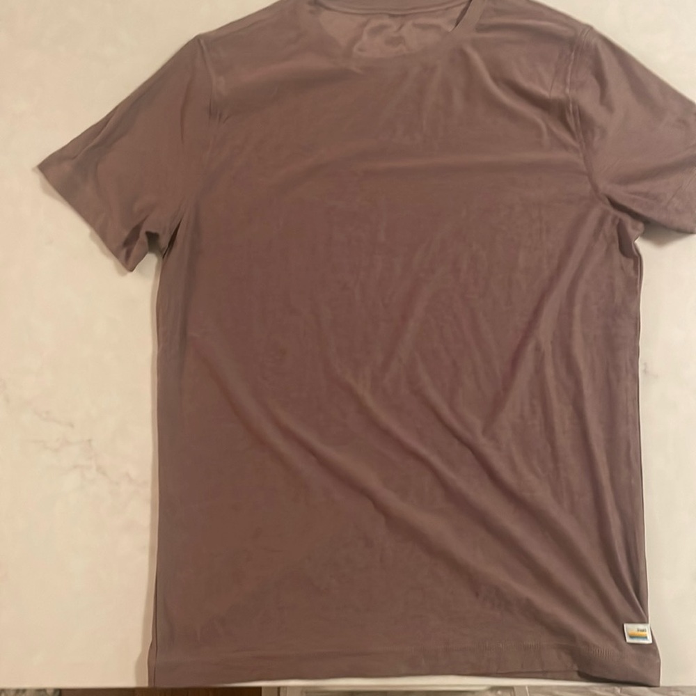 Vouri brown t shirt - men’s small
